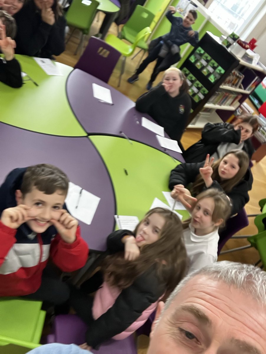 Diolch Ysgol Brynteg, Llanelli! A diolch i Lyfrgell Llanelli - great workshop! @ysgolbrynteg1