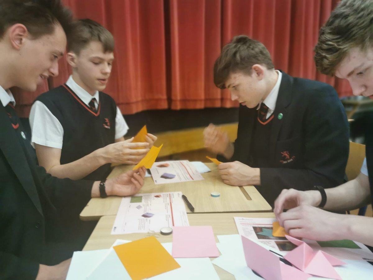 MCEA_Maths's tweet photo. Some impressive rhombic dodecahedra building! @Advanced_Maths @manorceacademy @HopeSentamuLT https://t.co/7rJXIqjoGC