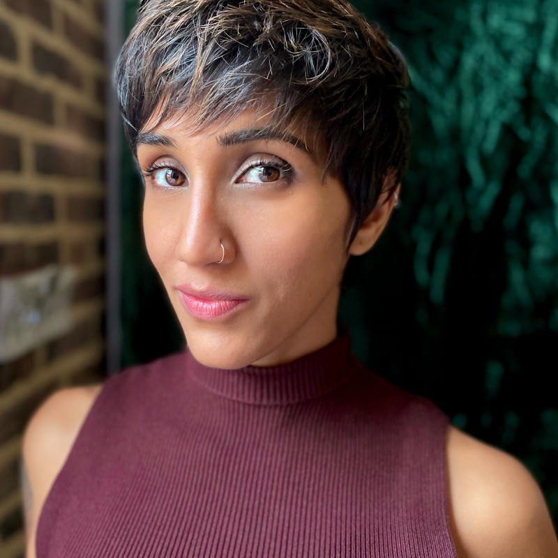 Our featured #mentors this week are Hazem Fahmy <a href="/Zam__Zoum/">Dalida "Zoum Zoum Zom" (1969) HQ Audio!</a> &amp; Ashna Ali <a href="/doctordushtu/">Ashna Ali</a>! Get critiqued: poetsbridge.org/critiques