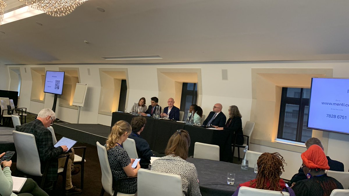 Packed room for this #UKAfricaHealthSummit breakout on #healthworkforce mobility chaired by @mcaffrey62, perhaps unsurprising given shared challenges of workforce shortages & prominence of diaspora at this Summit. Vital we move #FromCompeitionToCollaboration