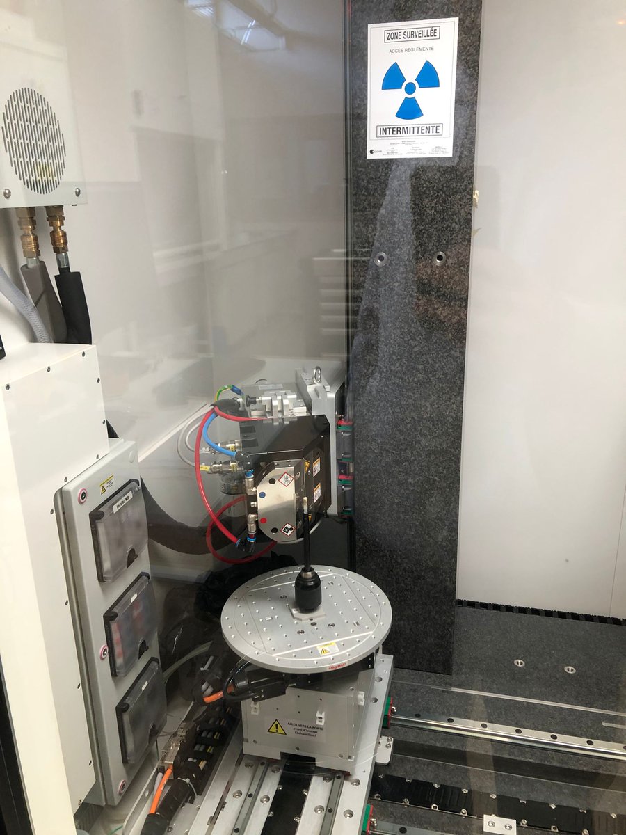 MNooraiepour's tweet photo. Exciting times at the #DMEX Center for X-ray Imaging in Pau (Université de Pau et des Pays de l'Adour) last week! We embarked on a thrilling journey into x-ray computed tomography, unraveling the intricate dynamics of @CO2 induced #salt precipitation in porous media.
@mo_masoudi https://t.co/knwll0gNIh