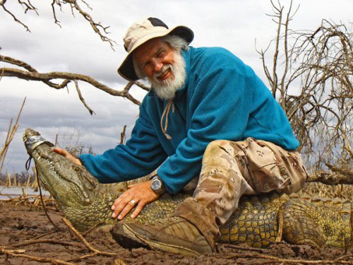 I miss photographer-biologist, Lou Guillette, who studied alligators and crocodiles for more than 30 years and loved to photograph them. “Being a scientist is the four best jobs on Earth. You’re a detective, adventurer, an artist and storyteller,” Lou said. @lizbonnin #scientist