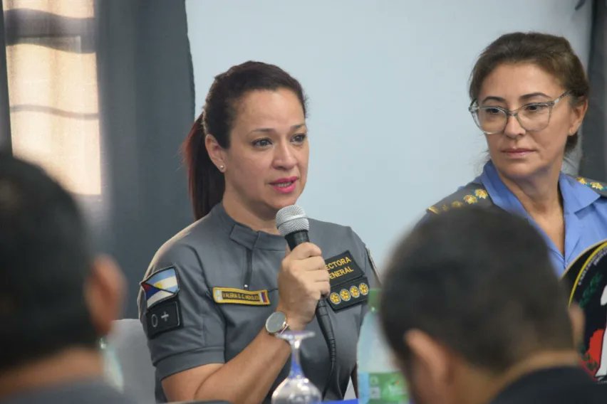 SPPMISIONES's tweet photo. Comenzó el primer Curso Básico de la Dirección de Análisis de la Información, 
con la participación de 22 cursantes  Tendrá una duración de 10 días, con clases teóricas y prácticas. Dictada por instructores penitenciarios y disertantes especializados. https://t.co/siz0VnxmKq