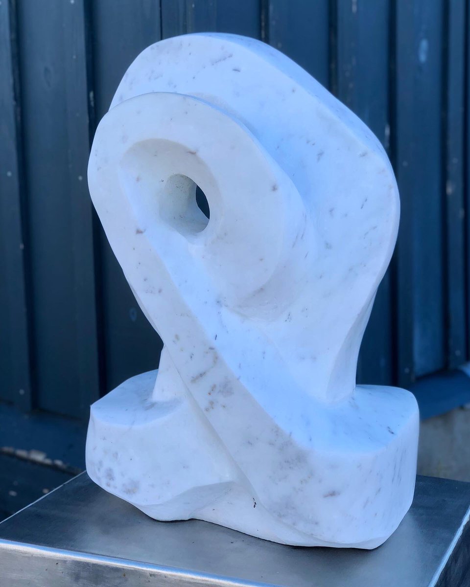 Call for submissions for the 2024 Downtown Haliburton Sculpture Exhibition are due April 1st! Thank you to the Haliburton BIA for their generous support for this exhibition! #outdoorsculptureexhibition #myhaliburtonhighlands #comewander #outdoorart #outdoorsculpture