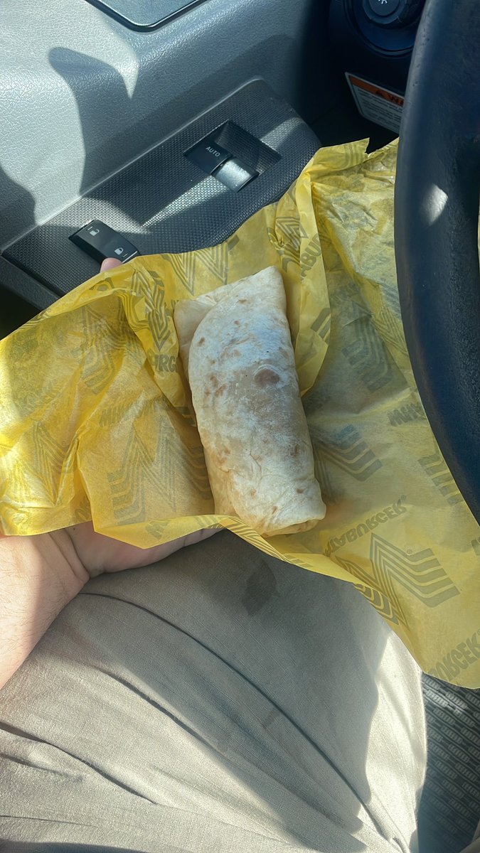 fleck_jonathan's tweet photo. @Whataburger do better

$5 for this, start actually filling them please. I eat at Whataburger on a regular basis life time fan. 40k lifetime points earned so far. Do better. https://t.co/OXSCZotcsA