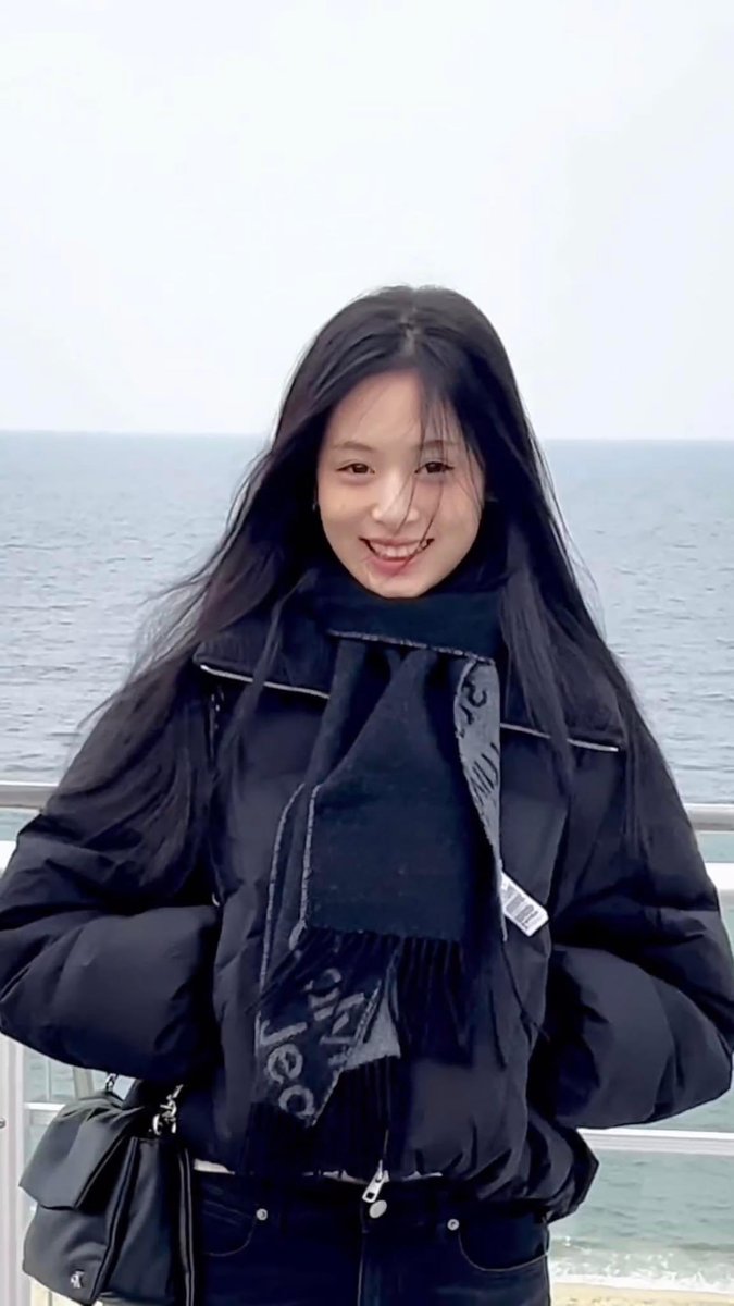 imzoooie's tweet photo. My Baby #AHYEON #BABYMONSTER #SHEESH https://t.co/yycid2xXzp