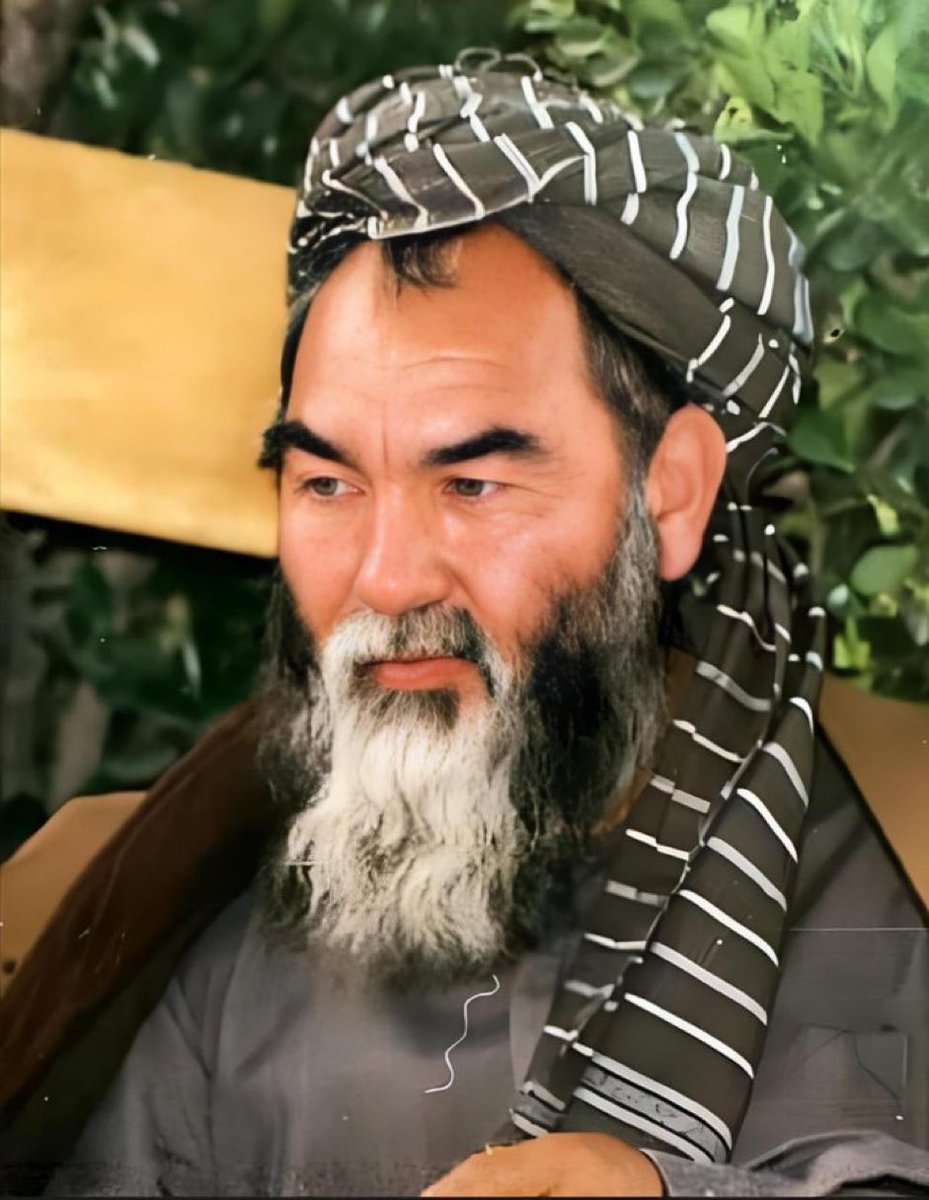 نگاهت تا زندیم تگیه گاه ماست!
روحت شاد بابه!