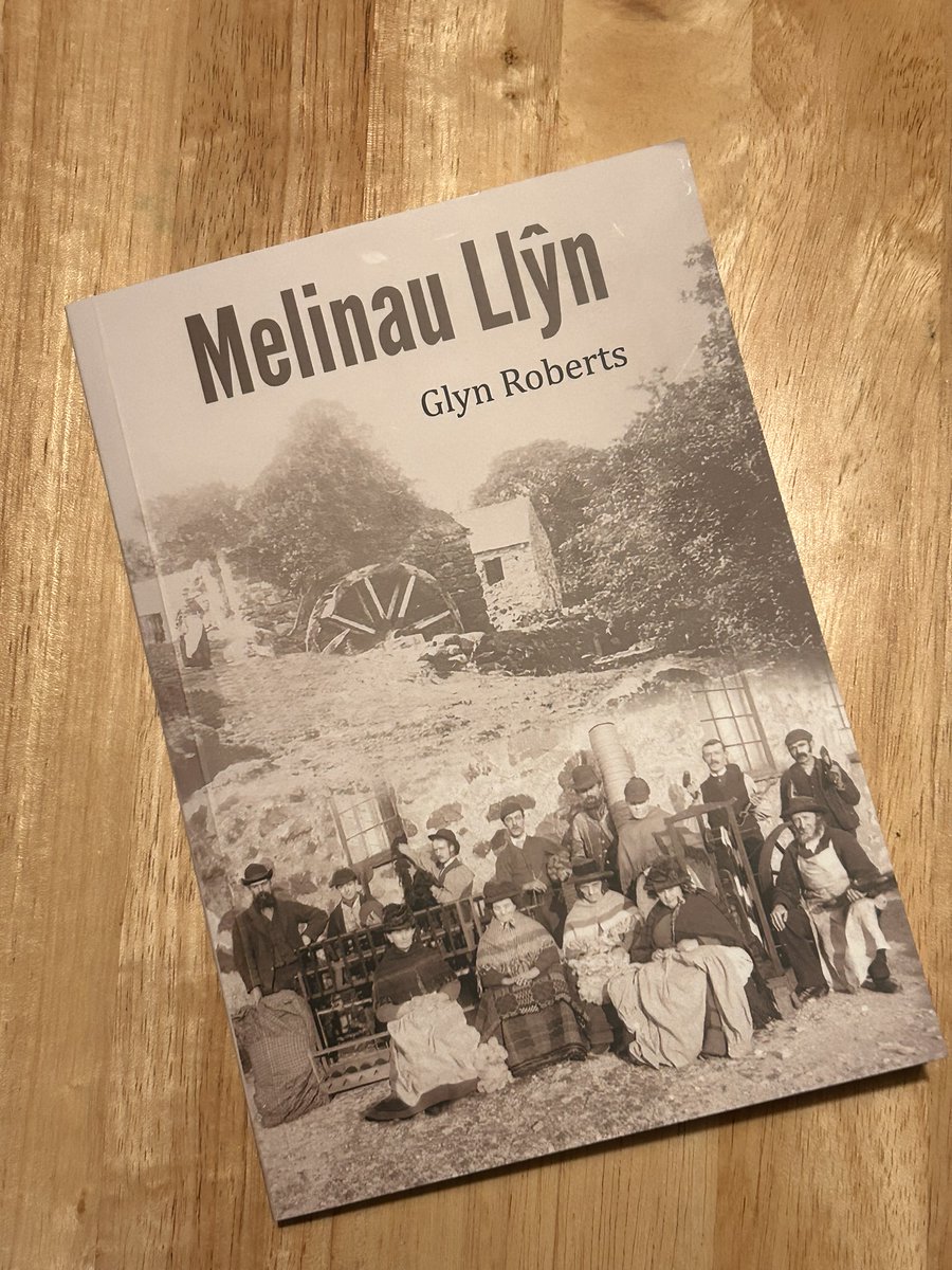 Gwasg Carreg Gwalch tweet media