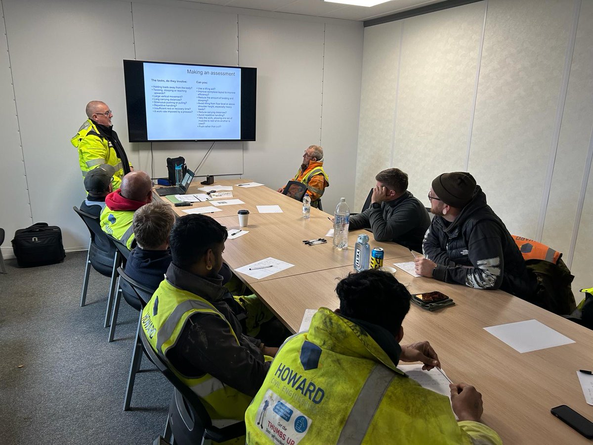 🛠 Our site operatives are committed to making sure safety comes above all else. Recently, at Full Sutton, we took part in a crucial manual handling safety standdown session to ensure everyone is equipped with the knowledge and techniques to handle tasks safely and efficiently.