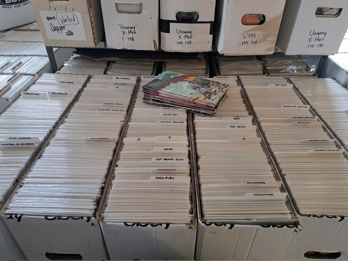 ComicsStatues's tweet photo. Adding books to our 30% off section for @Indiana__CC! See you over in booth 1300!

#comics #comicbooks #marvelcomics #dccomics #sellingcomics #thor #spiderman #submariner #punisher #superman #batman #wonderwoman #indianacomicconvention #indianacomiccon #comiccon #comicconvention https://t.co/LLrnni05hw