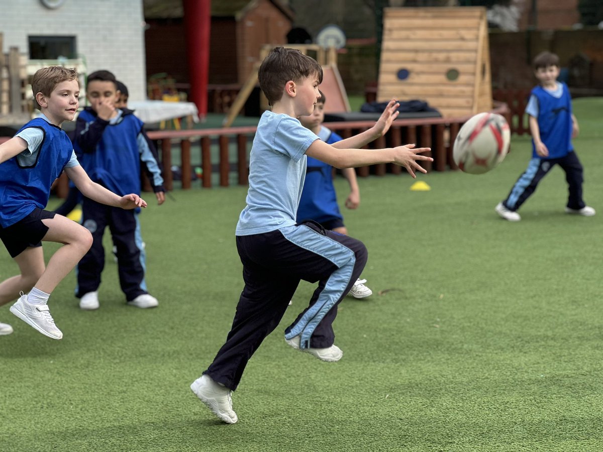 FORM 2 GAMES 🏉
The boys enjoyed some touch rugby during their games afternoon 🤩
@UptonForm2 @UptonPrePrep @UptonHead @UptonHouseSch 
#UptonJourney