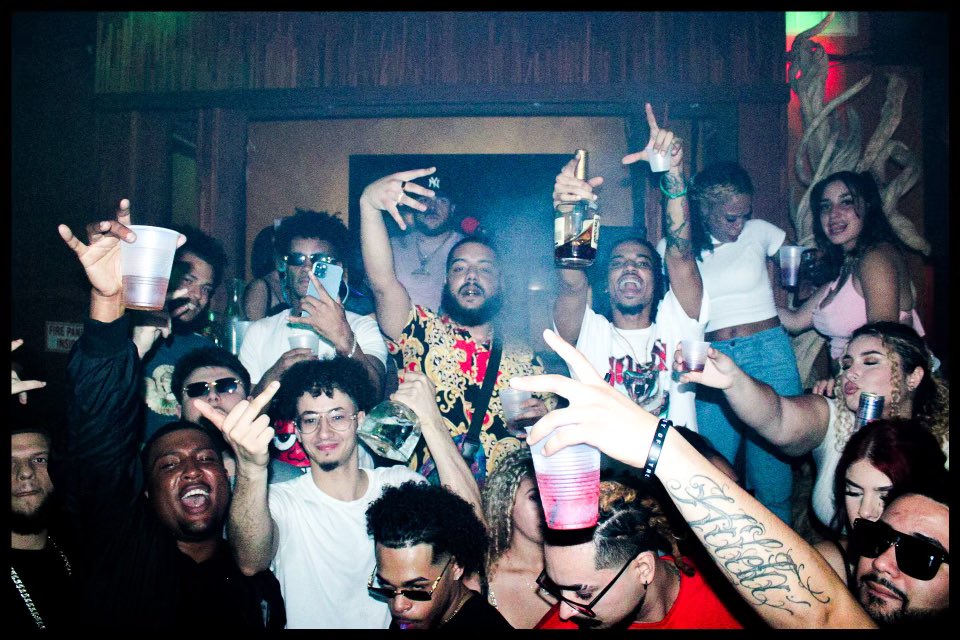 Lito2Swift's tweet photo. Damn I forgot to throw up some birthday pics on here, Blessed to see 25🥳💯 https://t.co/EcGsWpqYbM