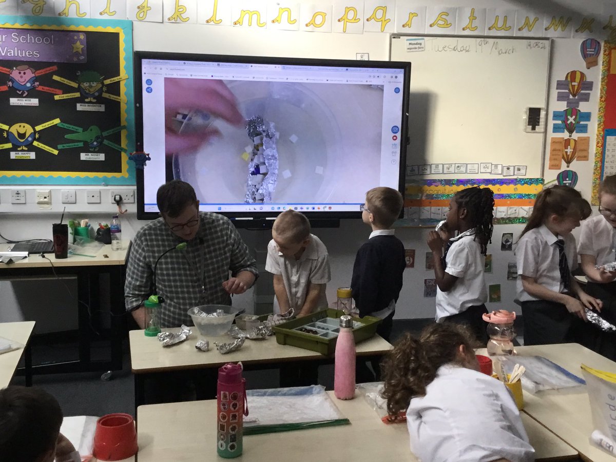 QRA_2028Y3's tweet photo. We also designed some boats out of tinfoil and tried to see how many coins and dienes they could hold before sinking #qrainventor #qranosey #qrascience https://t.co/g07jMiguq2