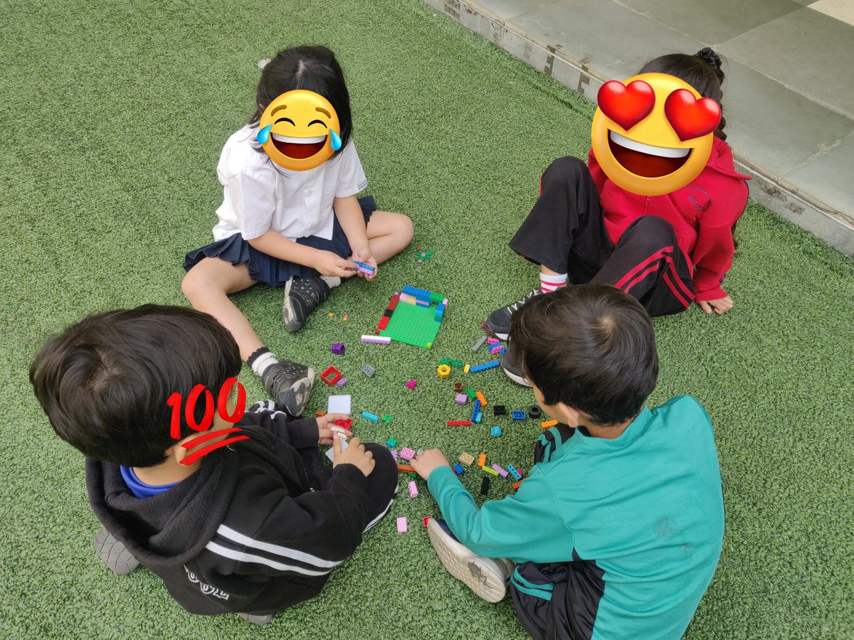 Understanding the importance and value of teamwork and empathy by solving problems together. Big word of the day was: COOPERATION #teamwork #learningwithoutwalls @TBS_Delhi @Year1_Tbs