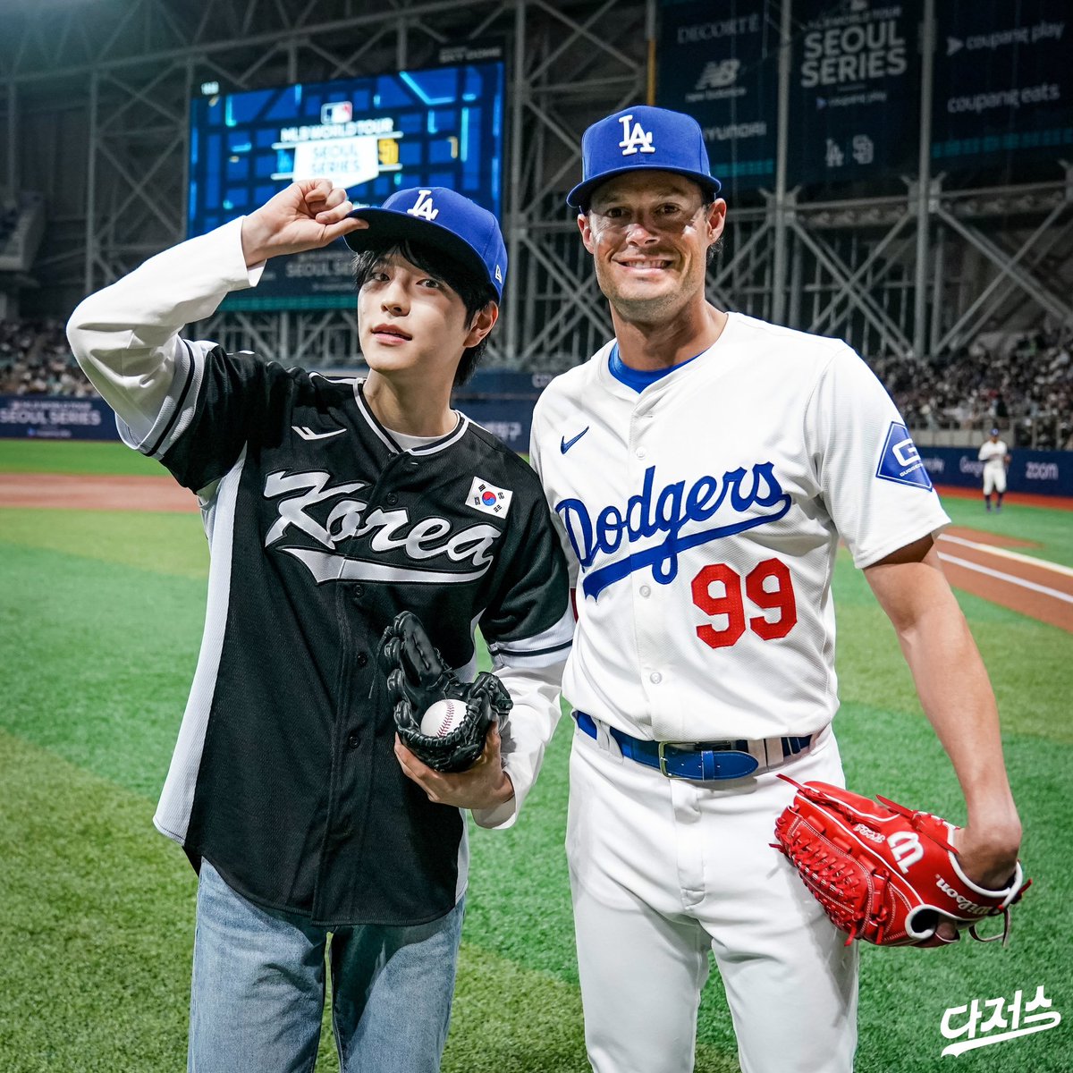 seungminsii's tweet photo. 240318. the most perfect first pitch ever. and it's a strike! my no #11 player. kim seungmin 🤍 https://t.co/e5NPKNwm5R
