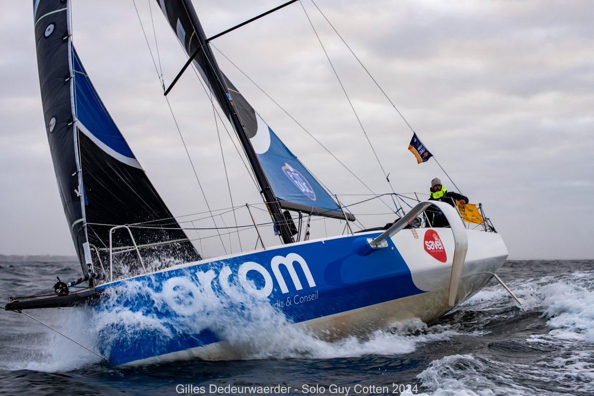 Lgrandlarge's tweet photo. [FIGARO] Clap de fin sur la @SoloGuyCotten, première course de la saison @ClasseFigaro ! 🚩
Un grand bravo aux skippers lorientais et à l'ensemble des concurrents ! 👏 

➡️ Retrouvez-vous tout le classement par ici : https://t.co/N6Te93hpdG

📷G.Dedeurwaerder
#MadeInLorientLaBase https://t.co/xSL1mjrigk