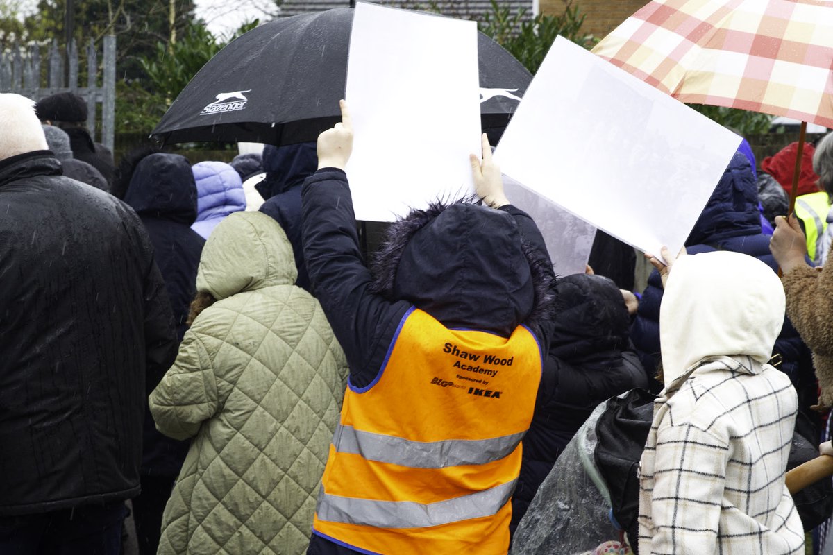 Thank you to the parents and pupils that attended the Miner's Strike Parade yesterday, and to Armthorpe Parish Council for all their hard working organising it. 
<a href="/TimCouncillor/">Councillor Tim Needham</a>