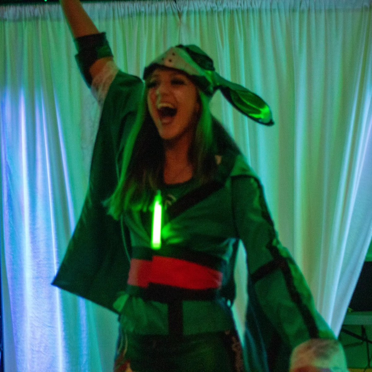 theMC_AnyaRune's tweet photo. I went to WAR this past Saturday Night at Apple City Championship Wrestling against Amanda Kiss and even though I gave it my all, I was defeated (with the help of outside interference and a weapon!)

We will meet again, and I will find a way to GO BEYOND and beat you!
💚💢👊 https://t.co/VXVYdYqb13