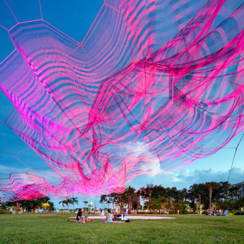 Renowned artist Janet Echelman, our esteemed Cascieri lecturer, will also act as keynote speaker for BAC Talks on April 5th! Janet's lecture, 'Taking Imagination Seriously,' will take center stage as the evening's keynote event. Reserve your spot! hubs.la/Q02pPjbN0