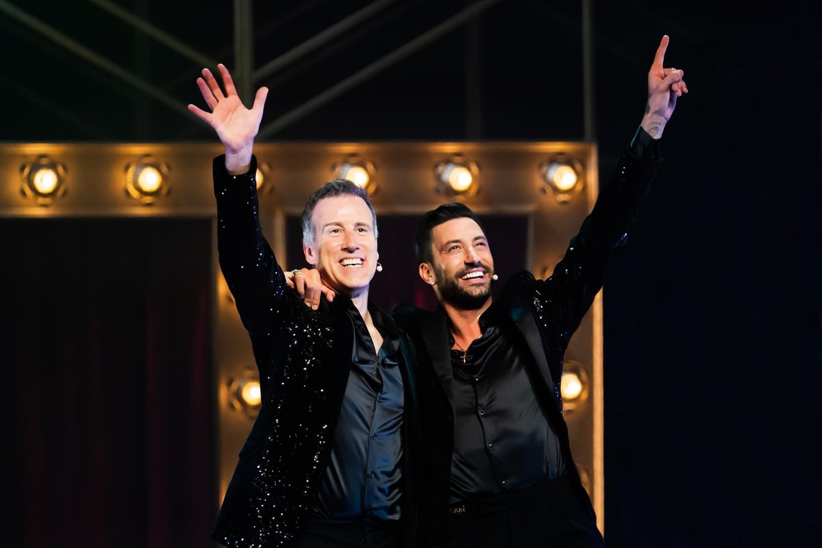 Ready to tune in tonight & if you haven’t already to book to see them TOGETHER LIVE!! This June & July!!! tickets available on antonandgiovanni.com #antondubeke #giovannipernice #togethertour #ukandirelandtour2024 #livetour #dontmissout @TheAntonDuBeke @pernicegiovann1