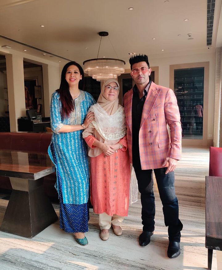 iSahilKhan's tweet photo. Happy Birthday And Happy Anniversary To The Best Sister In The World @crazyshaista and God Bless You Both for your Anniversary ❤️ https://t.co/ENmed2wOH4
