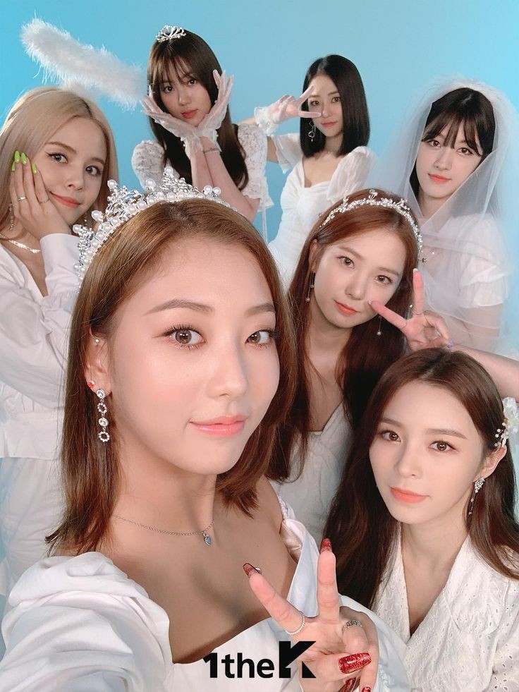 HAPPY 9 YEARS WITH CLC! 🤍💎 Happy 9 years of CLC, one of the best kpop groups! We miss you and we hope you meet again and make us happy🥺 💎🤍 I LOVE THEM TOO MUCH 🤍 #9YearsWithCLC #사랑스러운_씨엘씨와_함께한_9년 #CLC #씨엘씨 @CUBECLC