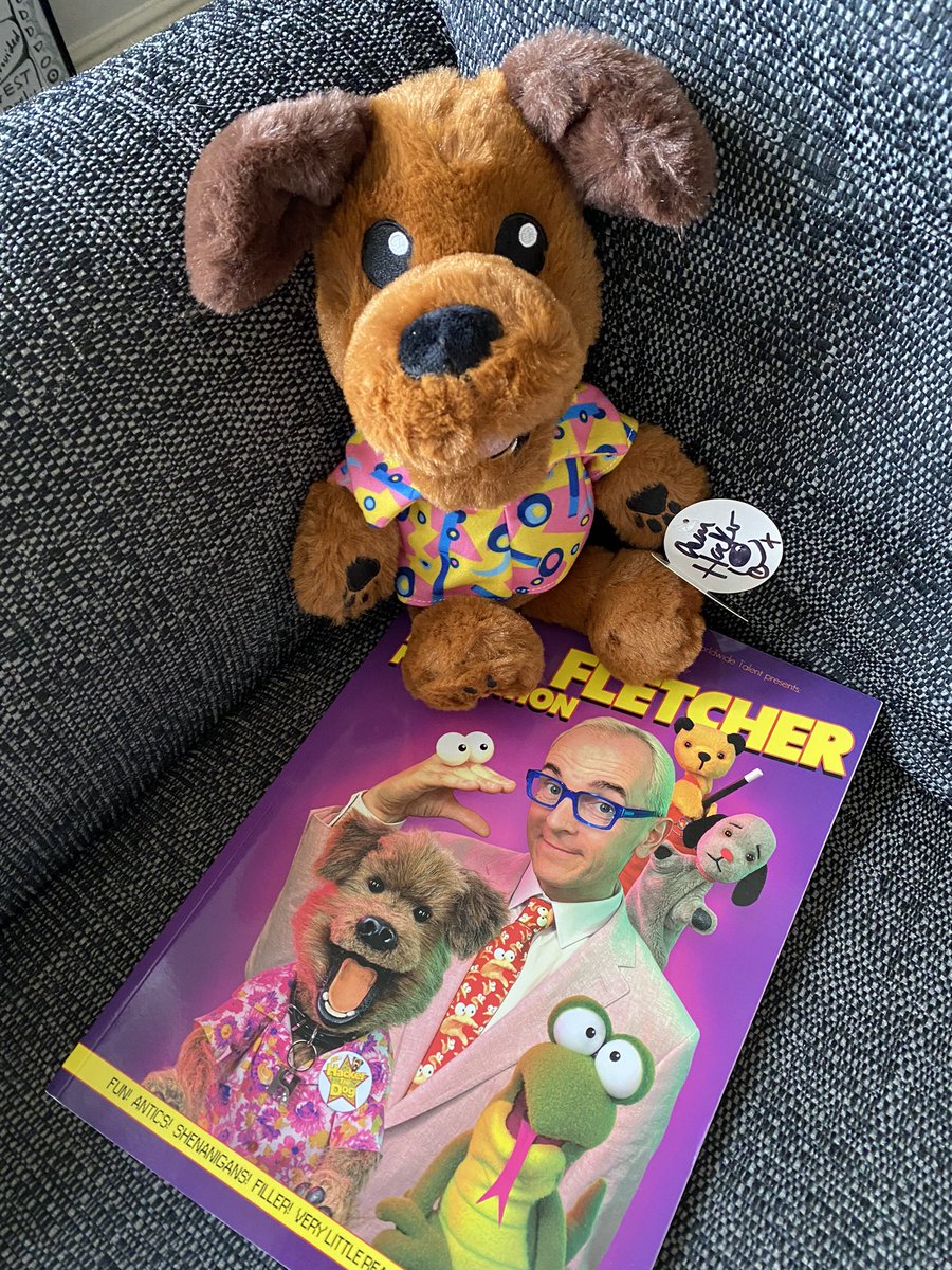 theotherdamo's tweet photo. It’s a Phil Fletcher Fiesta today with the arrival of #Hackerthedog to accompany the @Phil_Gluvets  biography … 11 stars ⭐️ ‘NY Times’ Bestseller List / ‘Time Magazines’ Dog of Year / Wigan’s Entrepreneur of the Week ⭐️ Get them while they are still legal! #puppets #puppetry https://t.co/YlT3y4aqlr