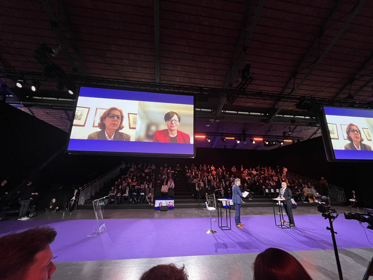 #EICsummit Great to listen to <a href="/mgracacarvalho/">Maria Graça Carvalho</a> perspective about the new framework.

#innovation #Research