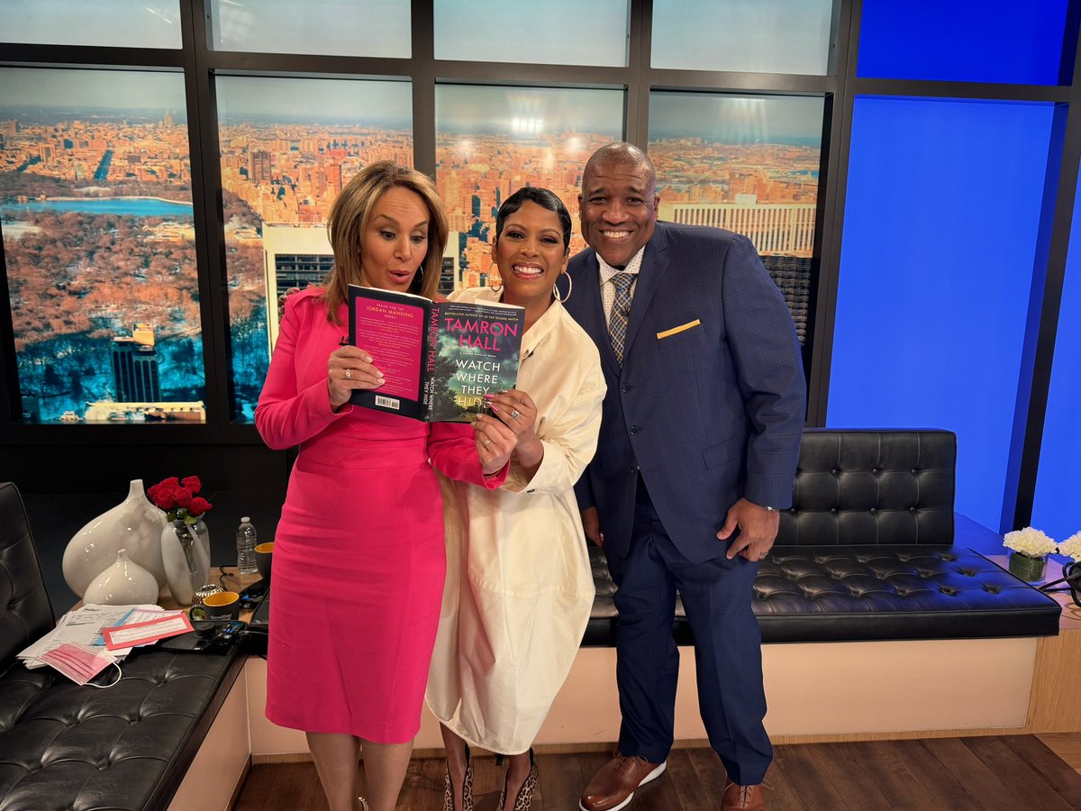 A marvelous Monday on #GDNY. Multi-talented @DavidAlanGrier kicked us off chatting about his new movie! 

My old friend @TamronHall and I reminisced about being kids in this biz together and her new book, #WatchWhereTheyHide.  1/2