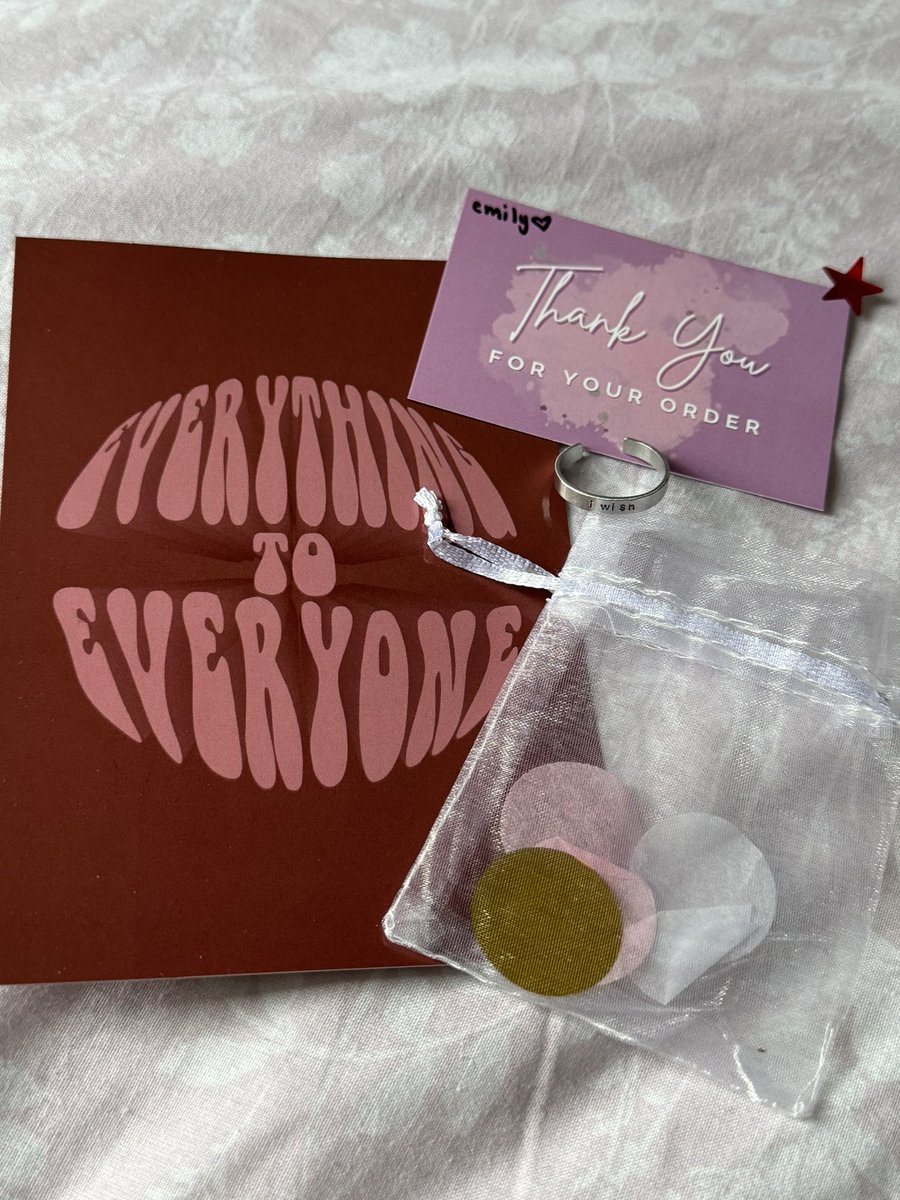 my i wish ring from <a href="/MatterOfTimeCo/">MatterOfTimeRings</a> arrived today + i am sooo in love 😣😣😣 so incredibly cute !!!