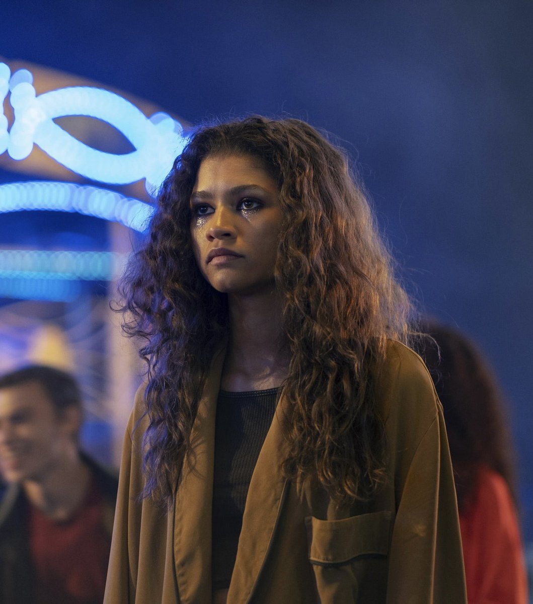 Filming begins on ‘EUPHORIA’ Season 3 within the next 2 months.

(Source: gq-magazine.co.uk/article/sydney…)