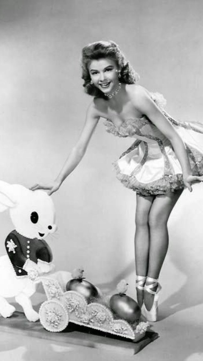 Happy Easter Everyone 🐰

#Easter #bunny #vintage #EasterEggs