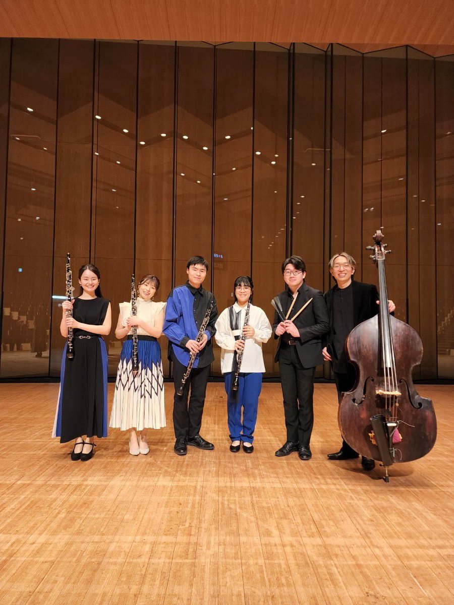 Ensemble_Repos's tweet photo. 💠Ensemble Repos -The 1st Concert-💠
終演いたしました！
お越しいただいた皆様、開催にあたりご支援ご協力をしてくださった皆様、ありがとうございました🙇‍♀️

今後もオーボエアンサンブルの魅力、新しい可能性を発信していく団体を目指していきたいと思います✨ https://t.co/OARp96sfTw