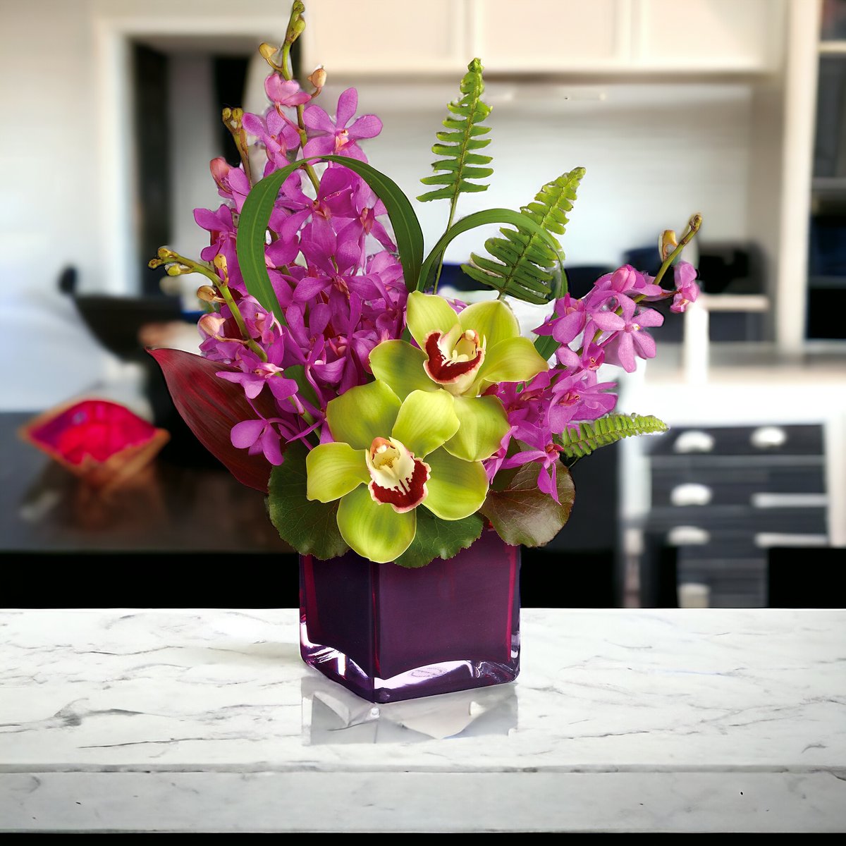 DGMFlowers's tweet photo. Spring has sprung in our studio with this dazzling display of Easter elegance! 💐 Revel in the splendor of orchids and the vibrant hues that Mother Nature has to offer. https://t.co/PGSp7KjYh9 #FloralFantasy #EasterBlooms #SpringSpectacle https://t.co/J0a8Dl1zbl