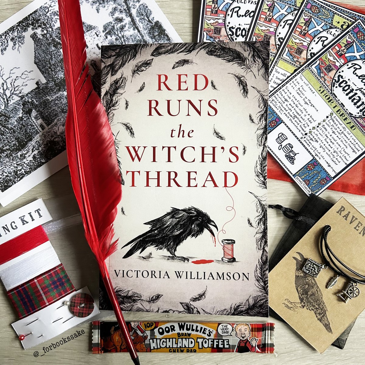 📬BOOKMAIL📬 A huge thank you to @silverthistleps for my book package (you always provide the BEST book packages), including my copy of #RedRunsTheWitchsThread by @strangelymagic for the upcoming @The_WriteReads @WriteReadsTours #blogtour! #bookmail #booktwt #booktwitter