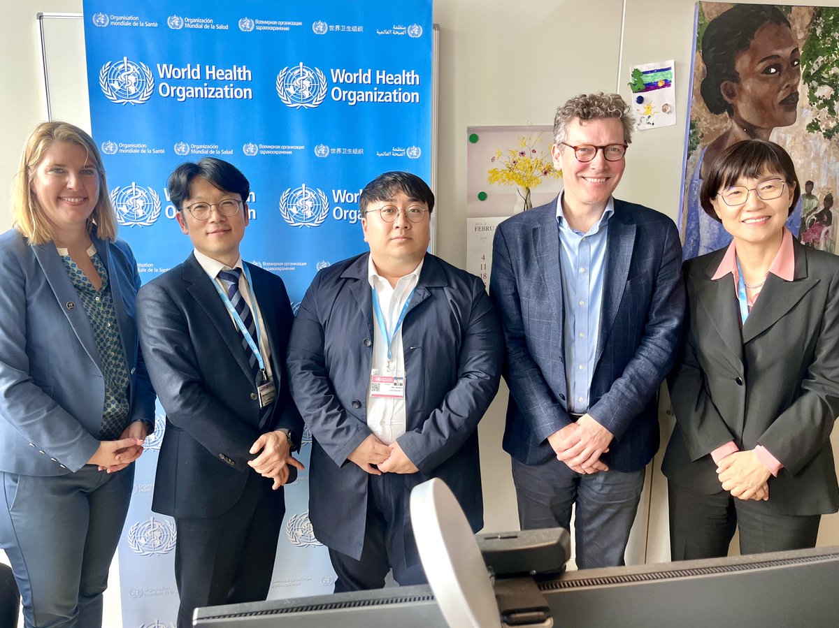 A fruitful meeting with Mr Eunsup Jang, the Director for International Cooperation of the @mohw_eng of the Republic of Korea, and colleagues from @Geneva_Korea. We thank you for being a great partner, and champion for the upcoming WHO investment round🇰🇷