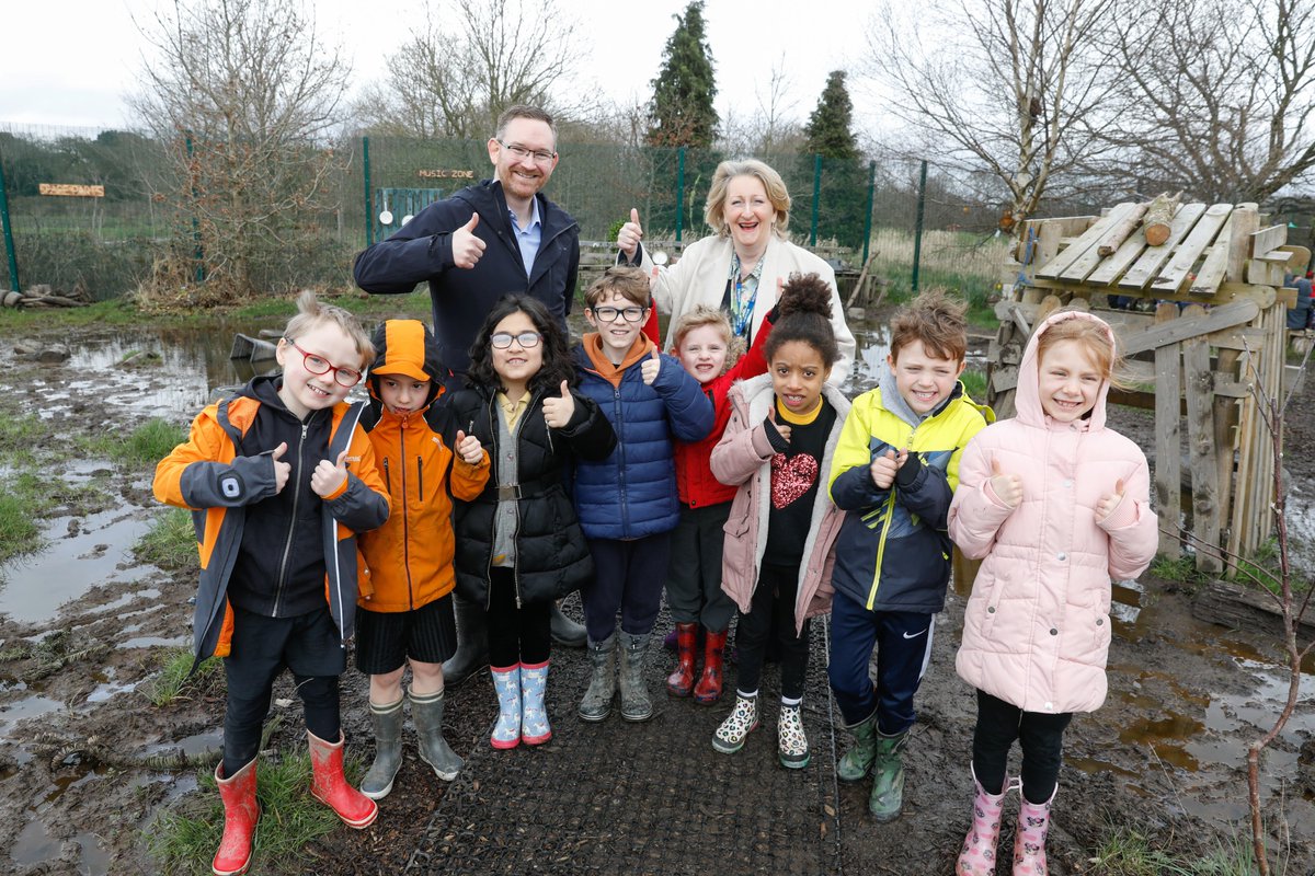 It was great to join @CheadleRCInfScl and @CheadleRCJnr on Friday as they opened their brand new eco-garden after winning £25K through @manairport Community Trust Fund. I enjoyed being shown around the 'Forest School' and outdoor classroom and didn't mind getting a bit muddy!