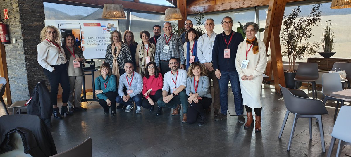 NewsNeus's tweet photo. Ha estat un luxe compartir sessions i reflexionar amb els companys d'inspecció a #AIEC @aiec_inspeccio #educacio #inspeccio #catalunya #avaluacio @AdideFederacion @jserenti @mxorto @montserratjimvi @xsune @mitajordan https://t.co/x0DKMTRjxG