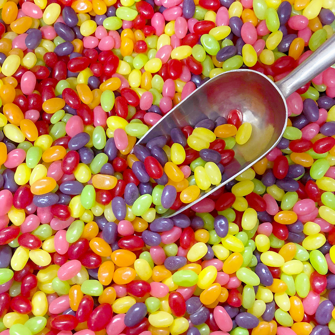 It's jelly bean season! 🌈 Spring has sprung and the Easter Bunny is on their way, so we are getting ready for the influx of orders for this traditional treat. Our jelly beans are soft, chewy, and packed with fruity flavors! 👉Shop Jelly Beans: ow.ly/oo2K50QHeBp