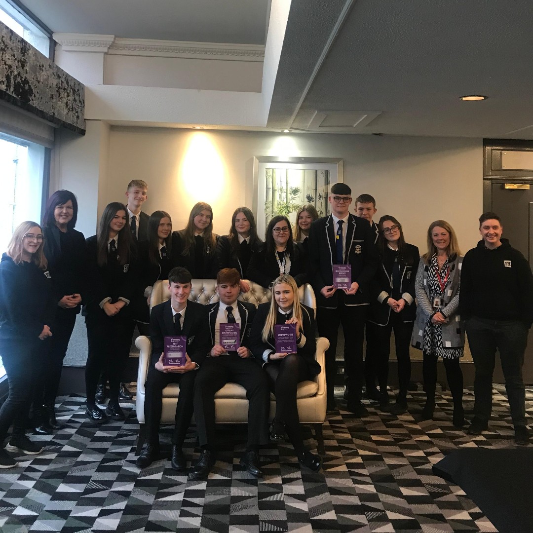 Last week we attended the @YE_Scotland Awards. It was a wonderful event and the winning school for our Business Report sponsorship was @JohnstoneHighSc - Company Name - Hive25 and they were also the overall winners. Congratulations!