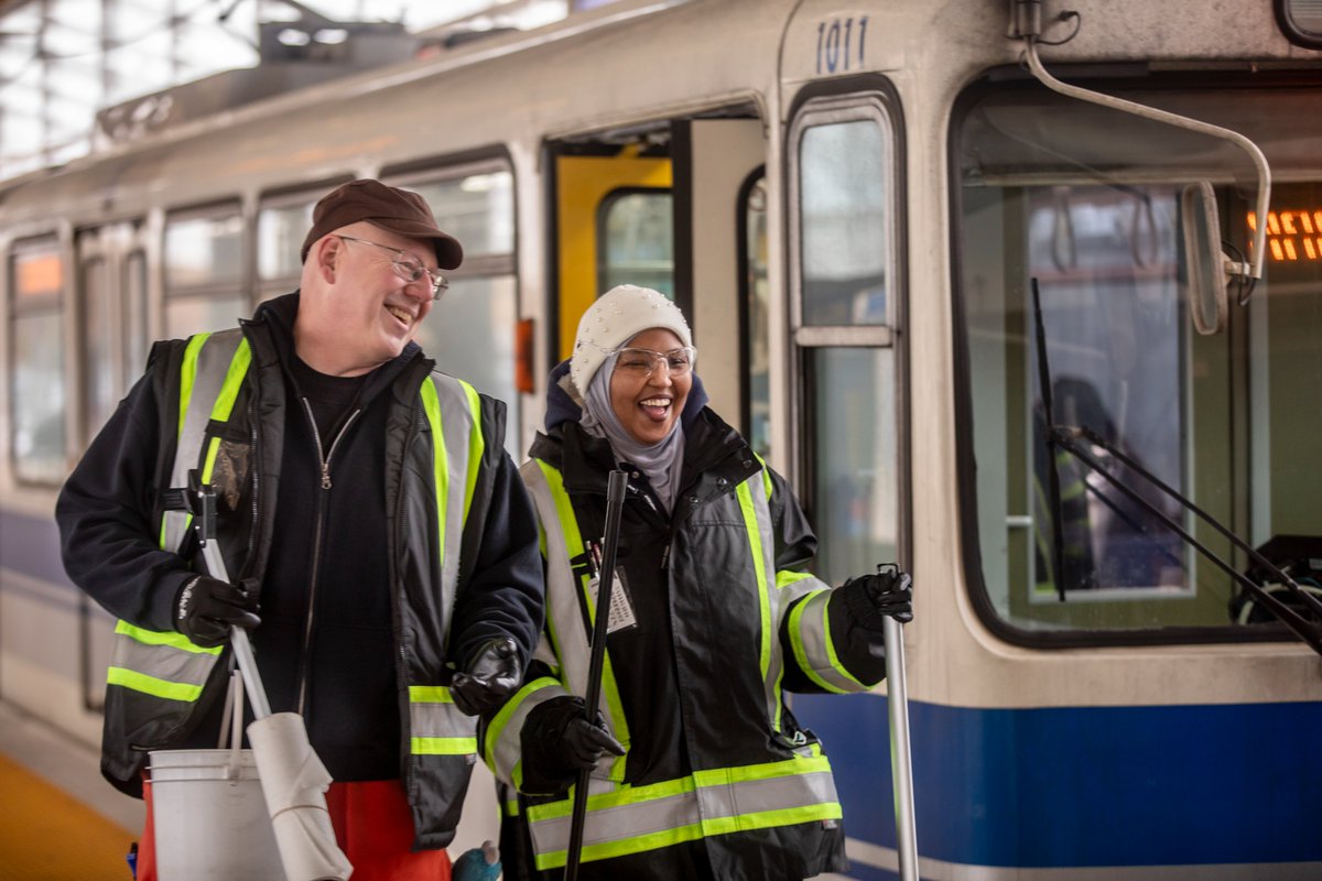 Today is Transit Operator and Worker Appreciation Day! ETS is made up of many moving parts (both literally and figuratively). From cleaning and maintenance staff to on site transit peace officers. Thank a transit worker today! #YEGTransit #YEG #ThanksTransit #ThxYEGTransit