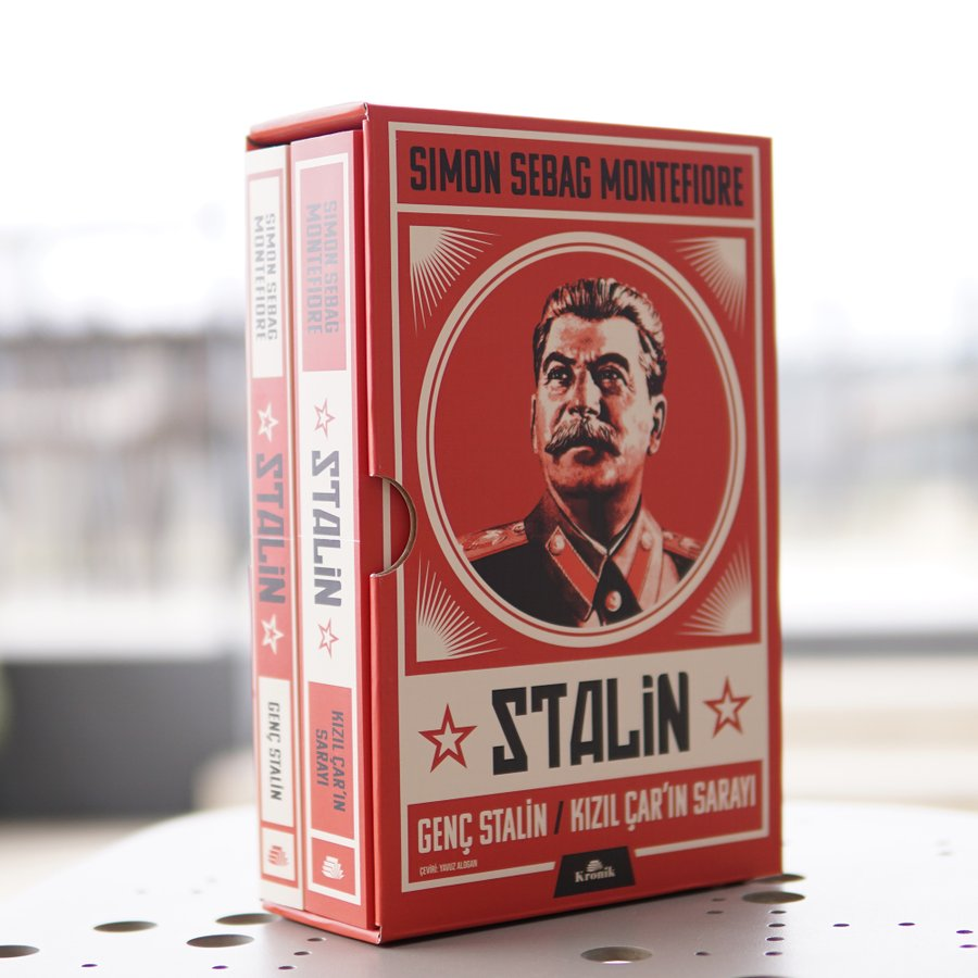 Çekiliş! / Bu tweet'i RT'leyip hesabımızı ve <a href="/KronikKitap/">Kronik Kitap</a>'ı takip eden 3 kişiye, özel kutulu tasarımıyla Simon Sebag Montefiore’nin 2 ciltlik Stalin biyografisi hediye. 
Son katılım: 25 Mart Pazartesi.
amzn.eu/d/6T5CDNr