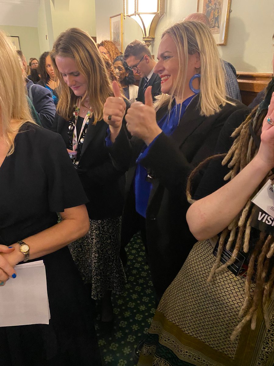 EUD_Brussels's tweet image. EUD’s President, @sofiaisari is honoured to celebrate the 2nd anniversary of the British Sign Language (BSL) Act and kick off Sign Language Week 2024 with @BDA_Deaf! Together, let's support BSL accessibility, break barriers, and build a more inclusive society. 🤟🇬🇧🇪🇺