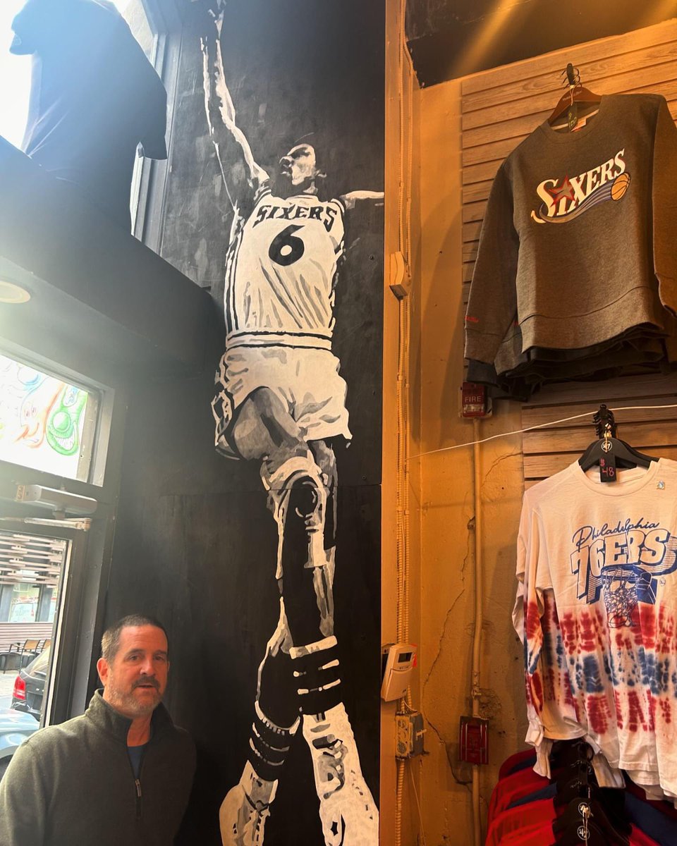 Super excited to unveil a brand new Dr. J mural by Bill Strobel. Come check it out in Center City!