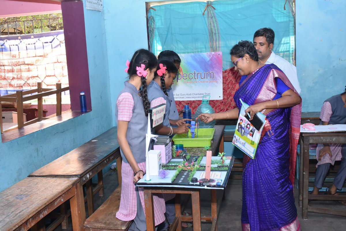 dharmabharatfdn's tweet image. 🔬 Explore the realms of scientific wonder at JG Govt Girls Hr. Sec School in #Nanganallur, where #Spectrum events unravel the marvels of science !

💡 Explore the students&apos; innovative talents as they proudly present their #sciencemodels at Spectrum 2023.

🏅Get ready to witness…