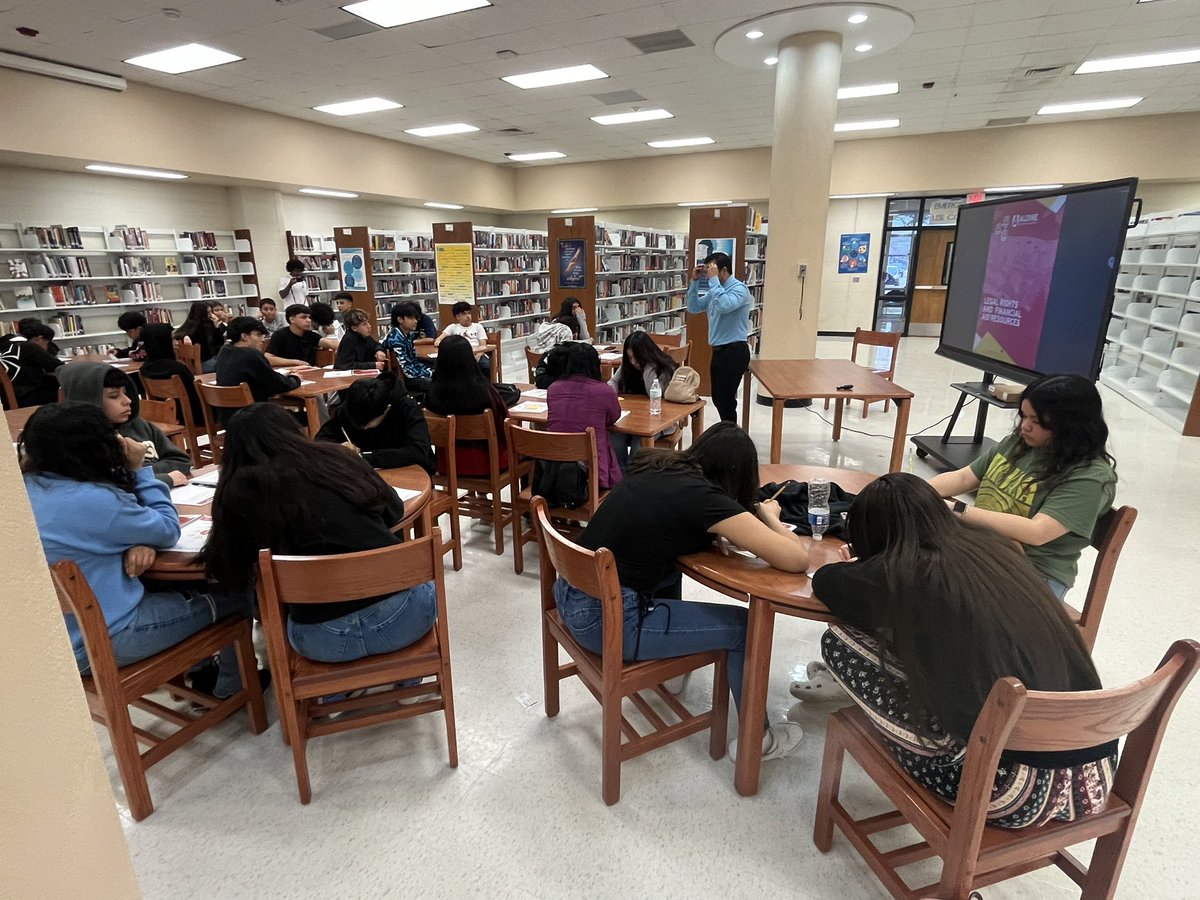 BigIkeYearbook's tweet photo. Our ESL students are embracing Empowerment Hour with enthusiasm and determination! 💪🌟 Wishing them a day filled with growth, inspiration, and empowerment. You've got this! #ESL #EmpowermentDay #MyAldine https://t.co/dMr5kgaF6M