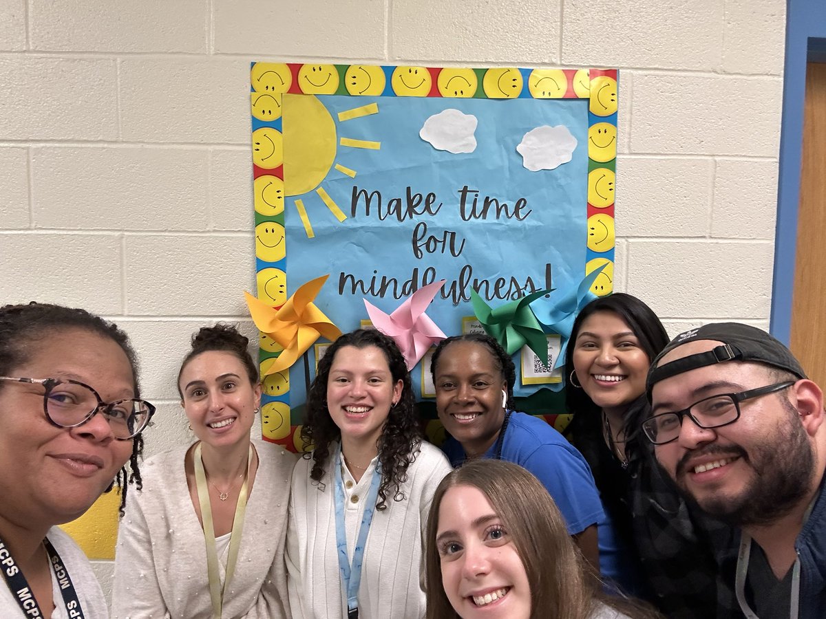 WTMcDonaldWRES's tweet photo. Thank you to EveryMind’s Linkages to Learning staff of Weller Road Elementary School for being ready to help share kindness with students and staff. #communityschools #weareallinthistogether https://t.co/dZhtrFMMfI