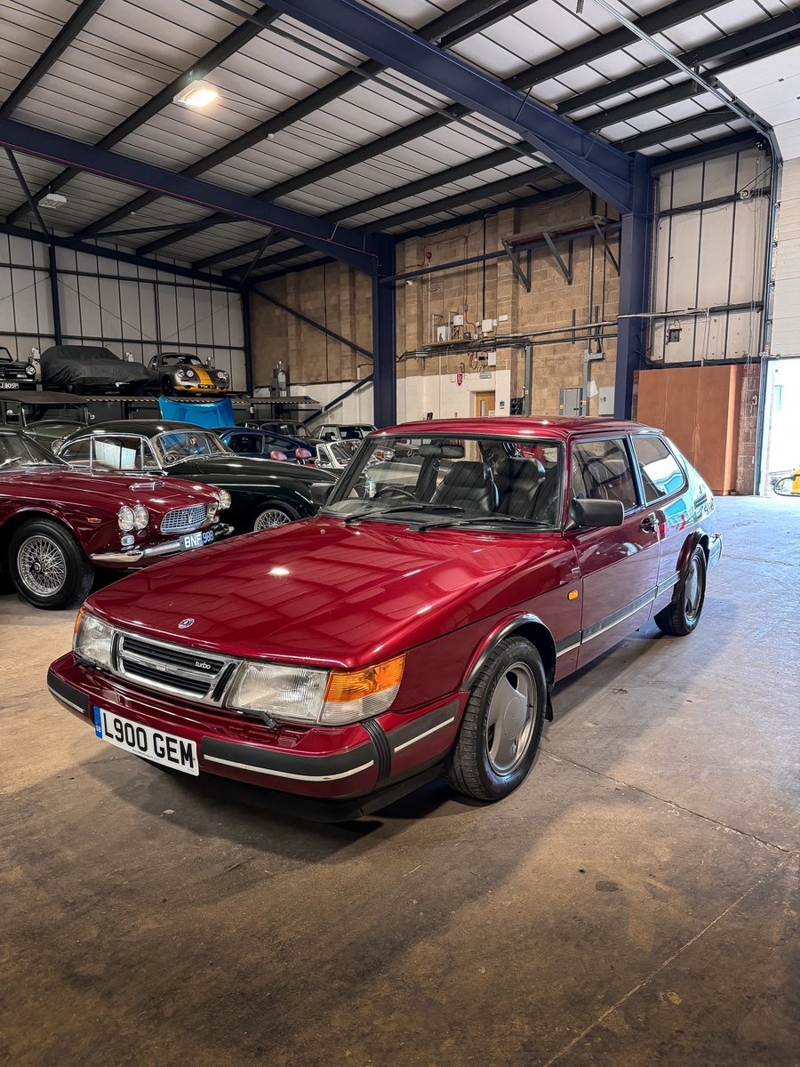 AutoBant's tweet image. Red Delicious 🍎 #WednesdayWant