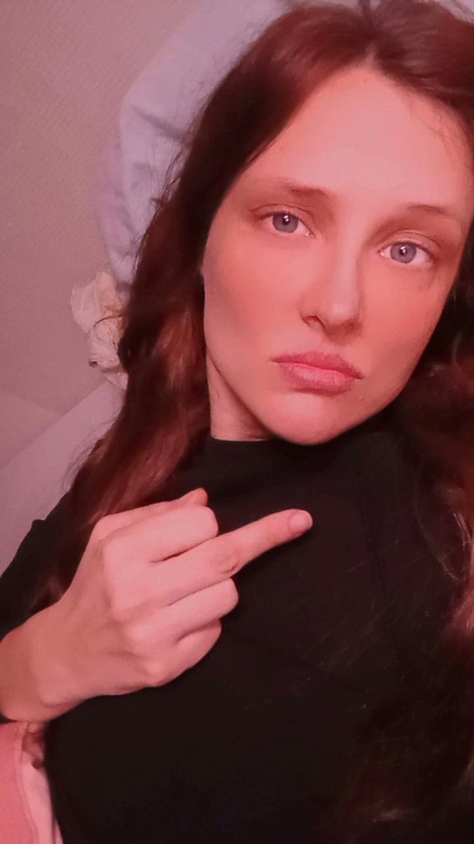 Mehr bekommst du heute von mir nicht zu sehen...mehr hast du dir nicht verdient.

Findom finsub