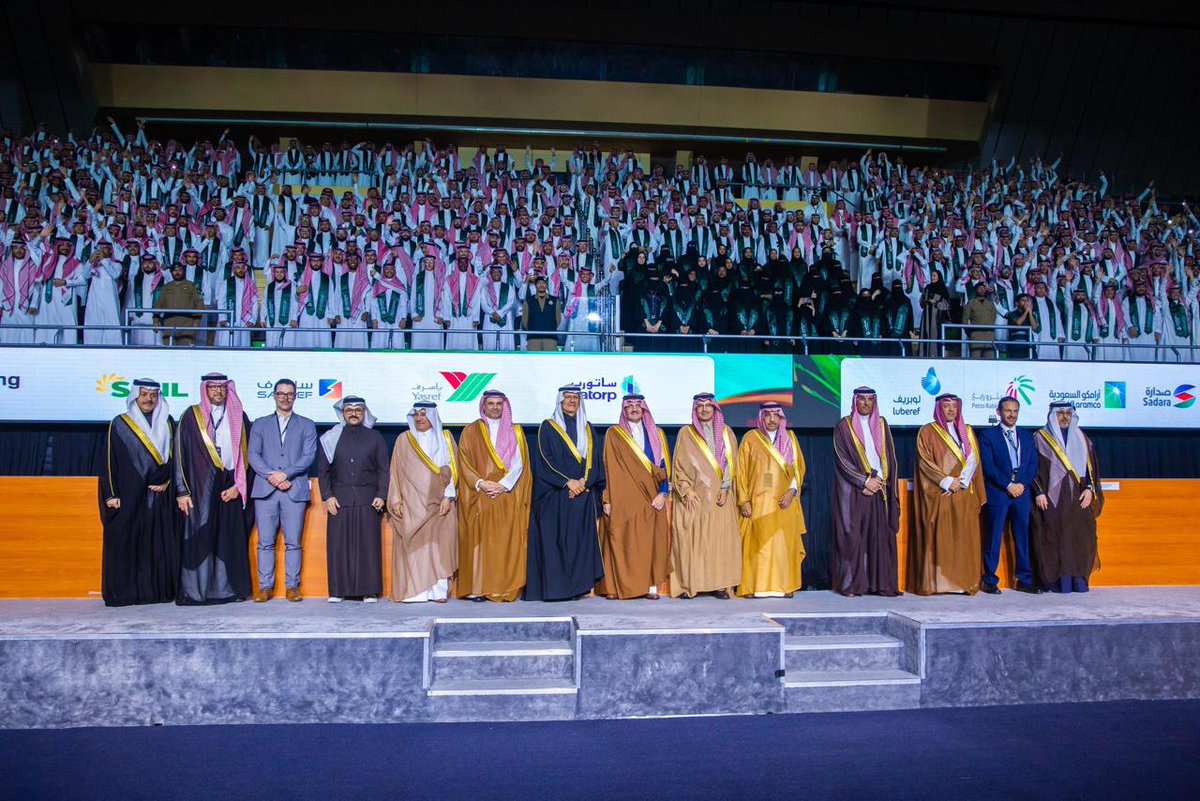 EnergyTech_SA's tweet photo. Under the patronage of the Governor of the Eastern Province, HRH Prince Saud bin Nayef Al-Saud, and in the presence and honor of the Minister of Energy, HRH Prince Abdulaziz bin Salman Al-Saud, EnergyTech celebrated the graduation of 1757 trainees sponsored by 31 energy companies, and 135 engineer from the ACT-Eng. program. #EnergyTech12Grad #EnergyTech